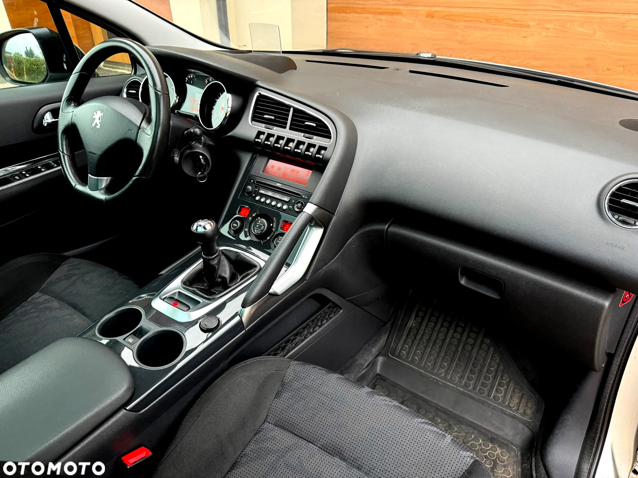 Peugeot 3008 120 VTi Premium - 9