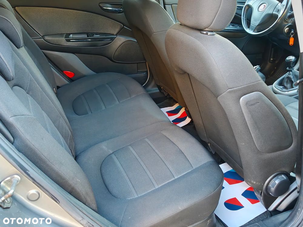 Fiat Bravo 1.6 Multijet 16V DPF Pur-O2 Dynamic - 17
