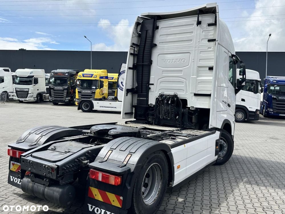 Volvo FH 4X2 460 Globetrotter XL - 7