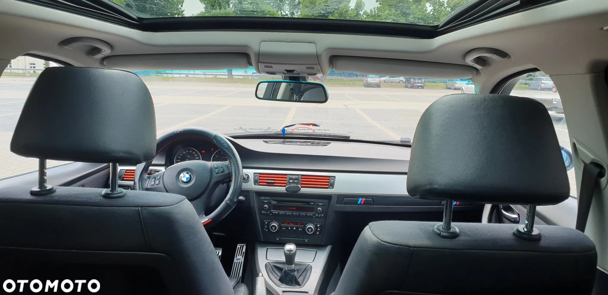 BMW Seria 3 320i Touring - 9