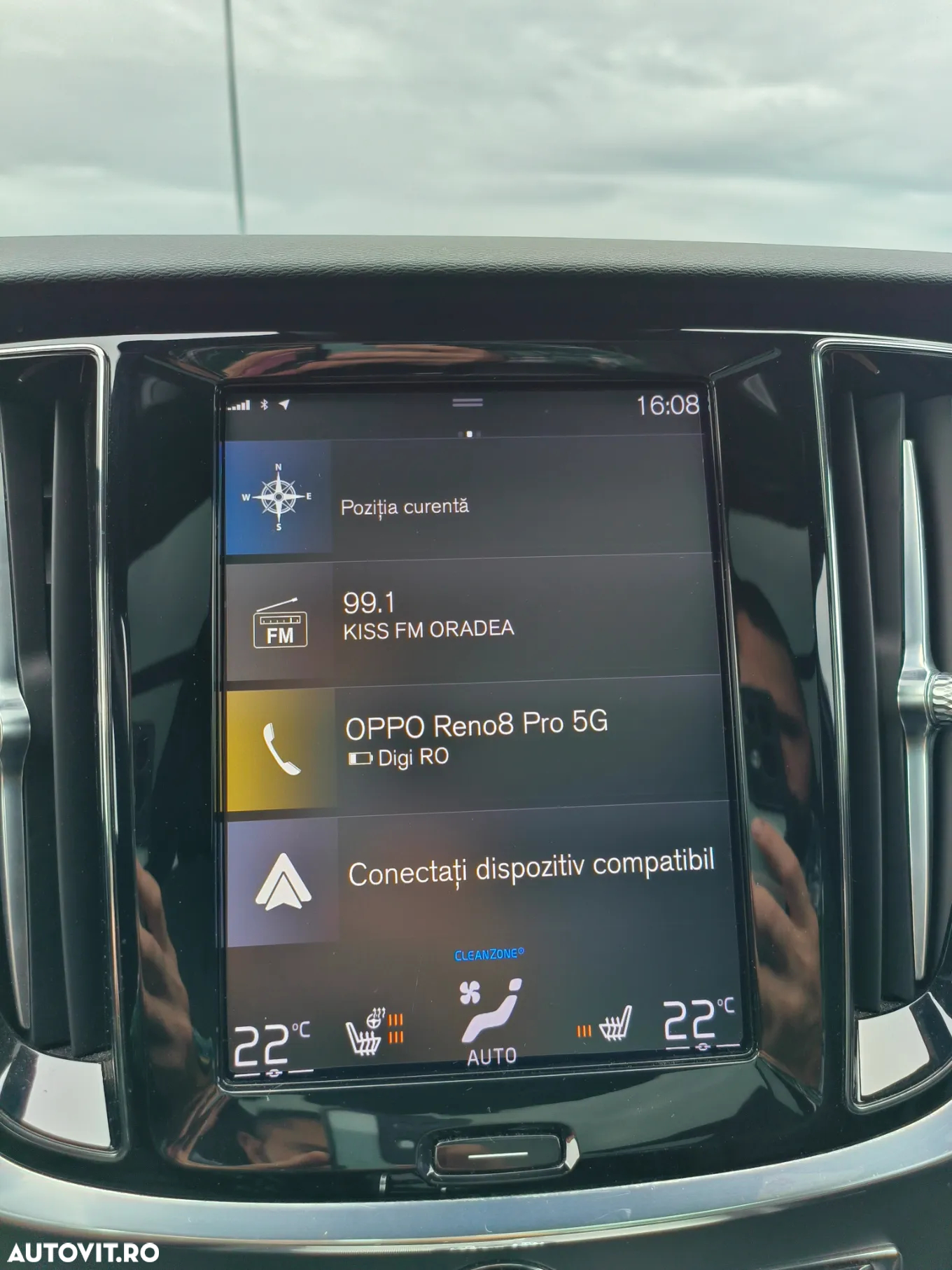 Volvo V60 D4 R-Design - 22