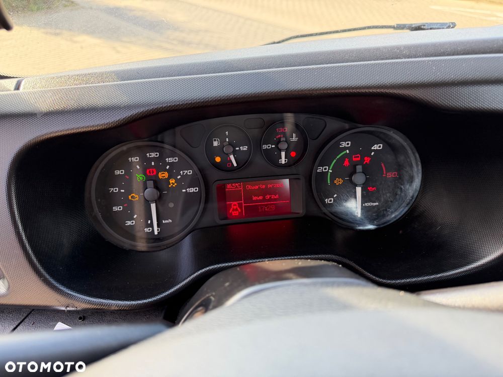 Iveco DAILY 35S15 - 24