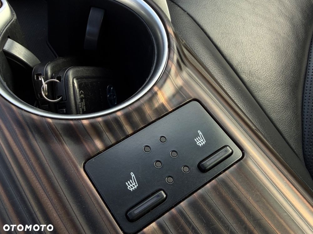 Toyota Camry 2.5 Hybrid Prestige CVT - 27