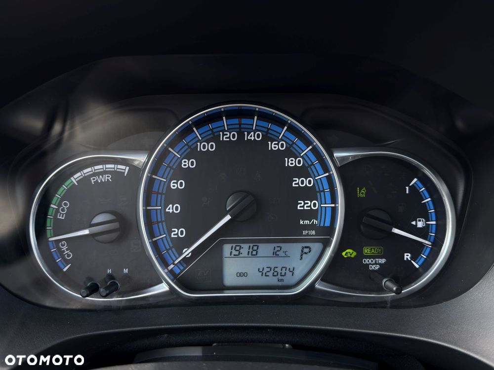 Toyota Yaris 1.5 VVT-i Selection - 23