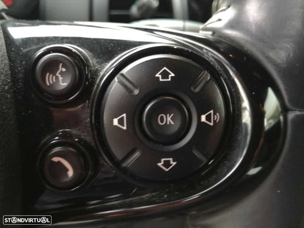 MINI 3 Portas One D - 20