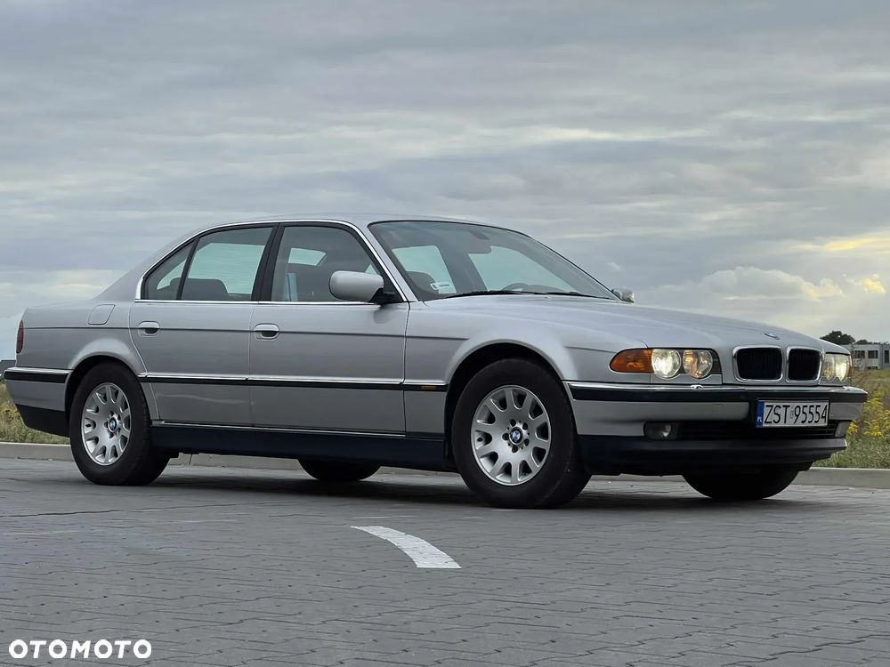 BMW Seria 7 730d - 4