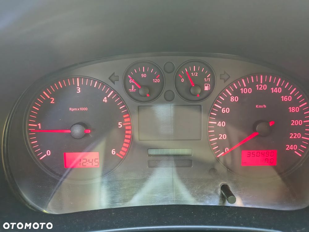 Seat Leon 1.9 TDI Signo - 9