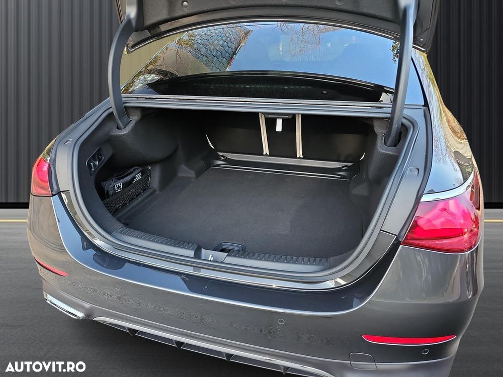 Mercedes-Benz E 200 4Matic 9G-TRONIC Edition AMG Line - 26