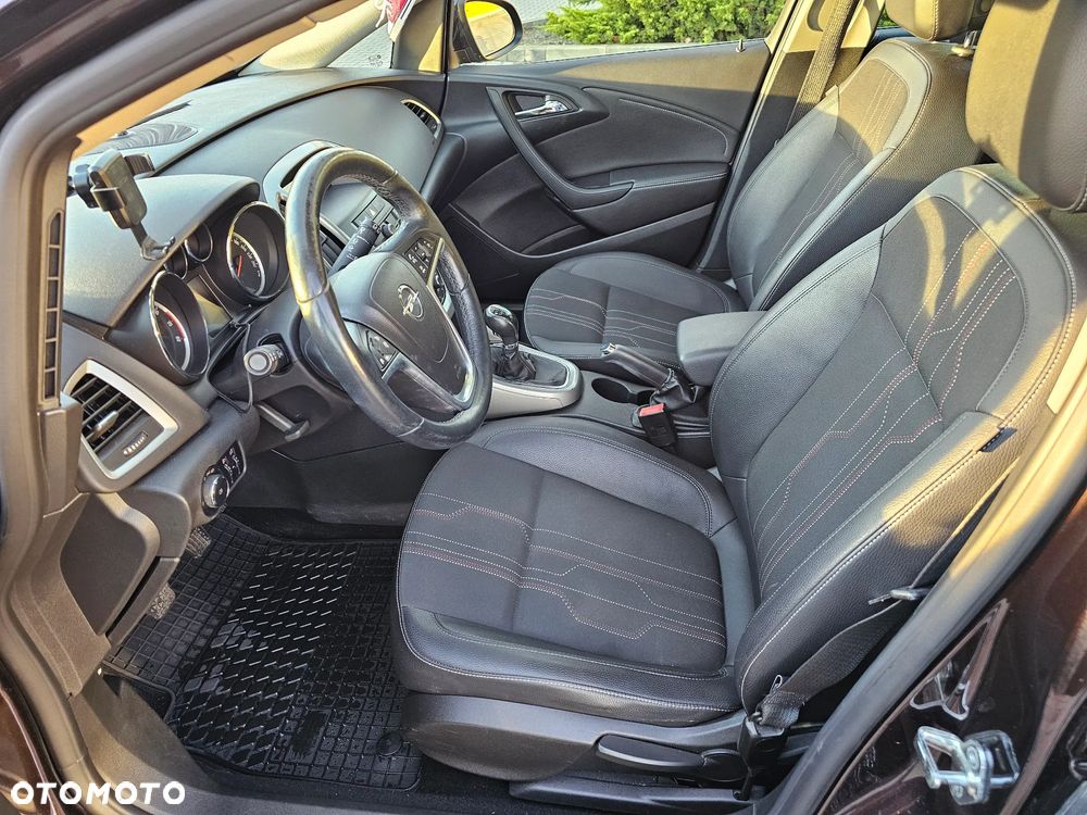 Opel Astra 1.4 EcoFLEX 150 Jahre - 16