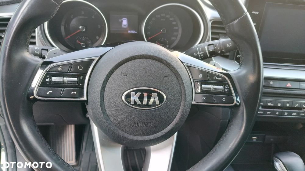 Kia XCeed 1.6 CRDi SCR L DCT - 17