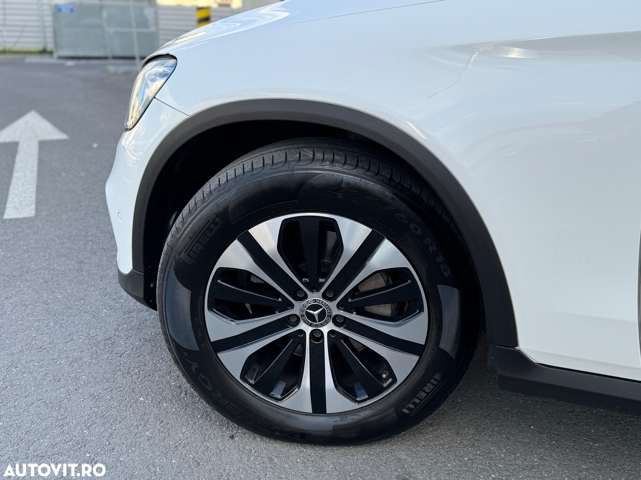 Mercedes-Benz GLC 220 d 4MATIC - 26