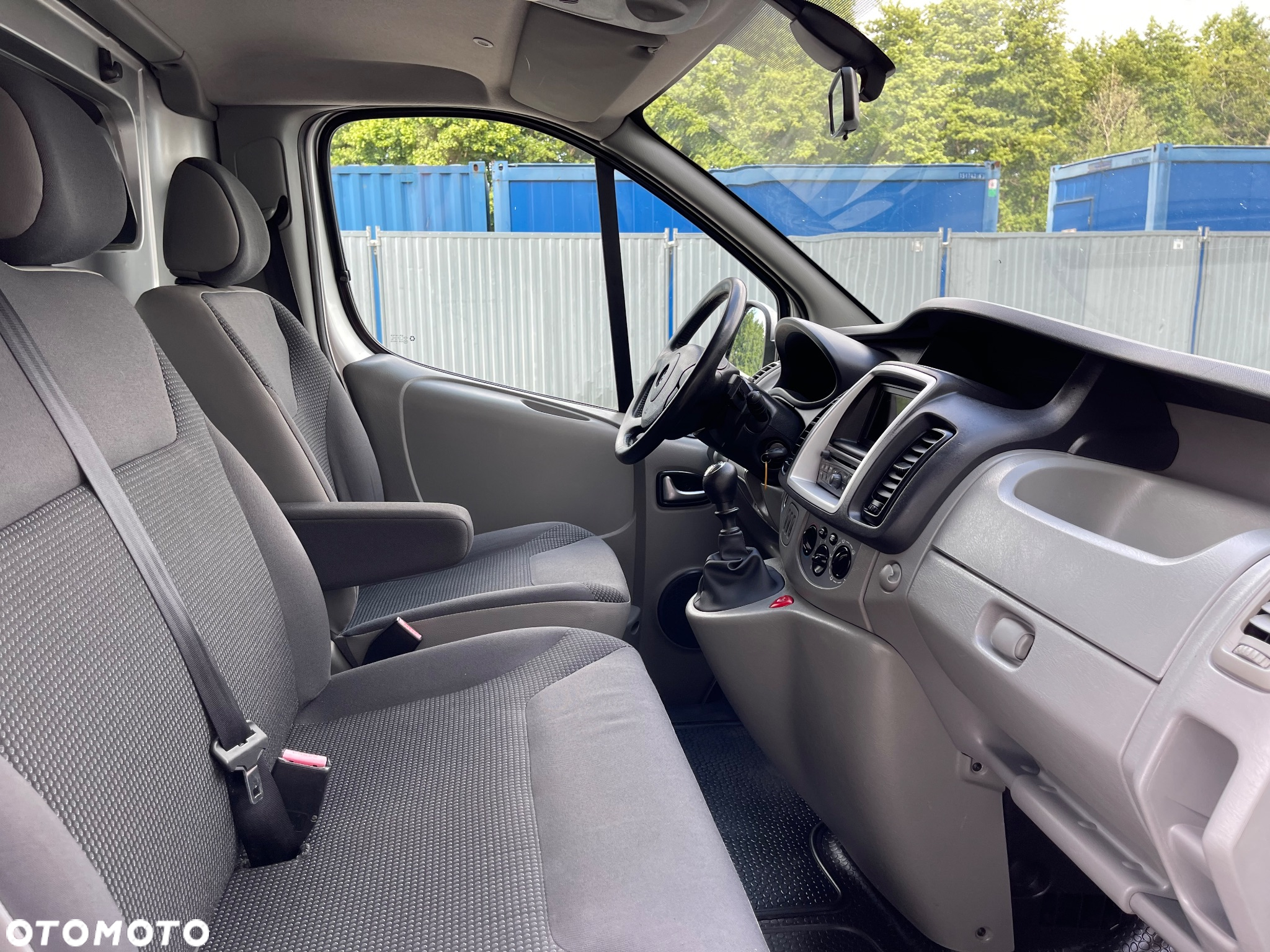Renault Trafic - 14