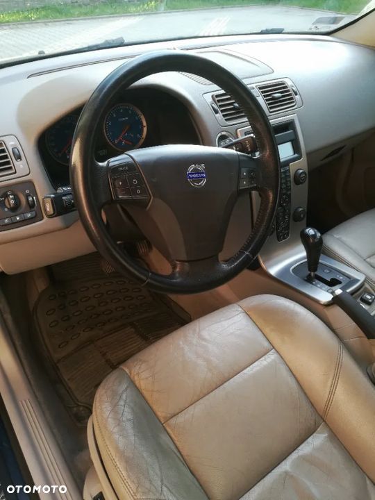 Volvo V50 - 11