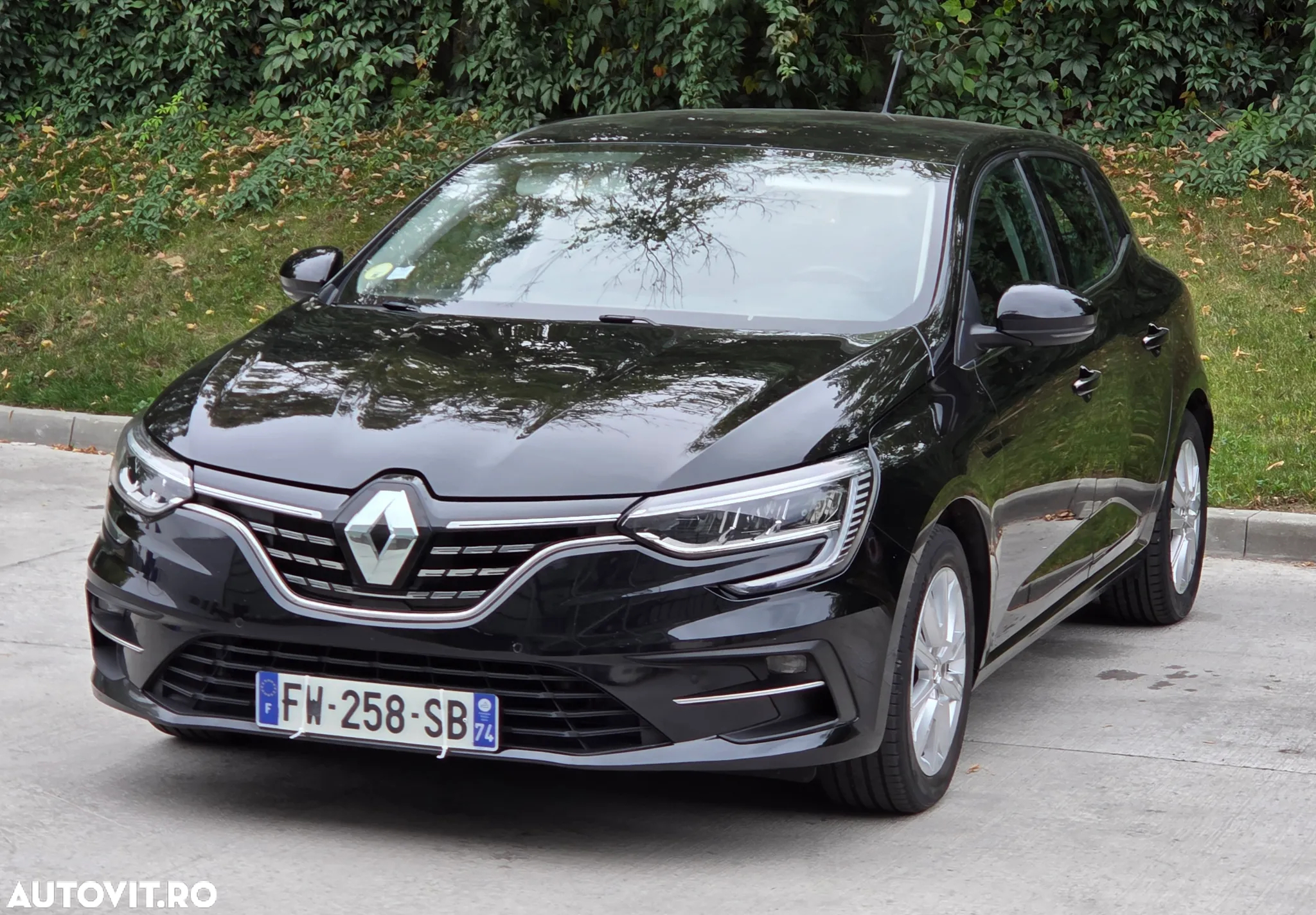 Renault Megane Grandtour BLUE dCi 115 BUSINESS EDITION - 3