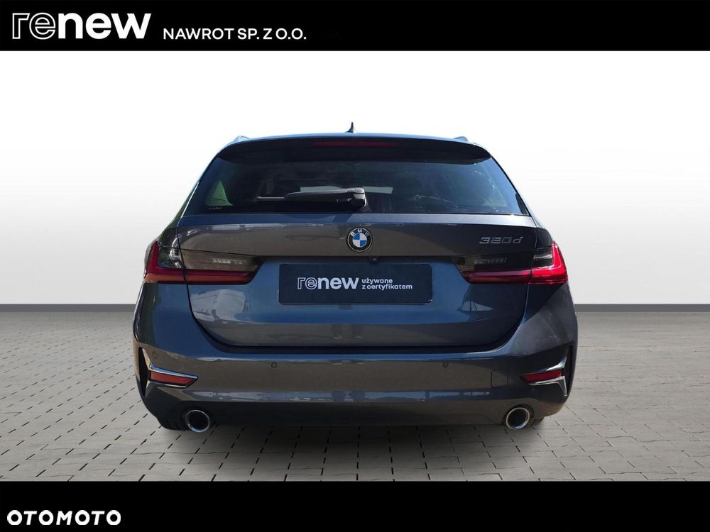 BMW Seria 3 320d Luxury Line sport - 4