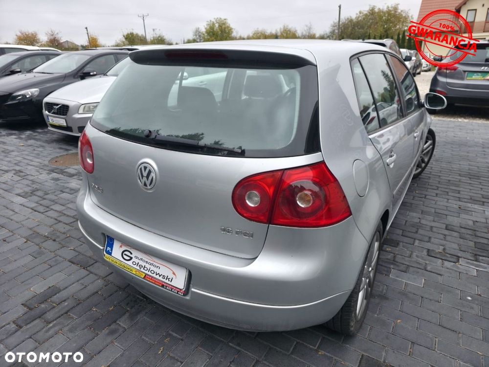 Volkswagen Golf - 9