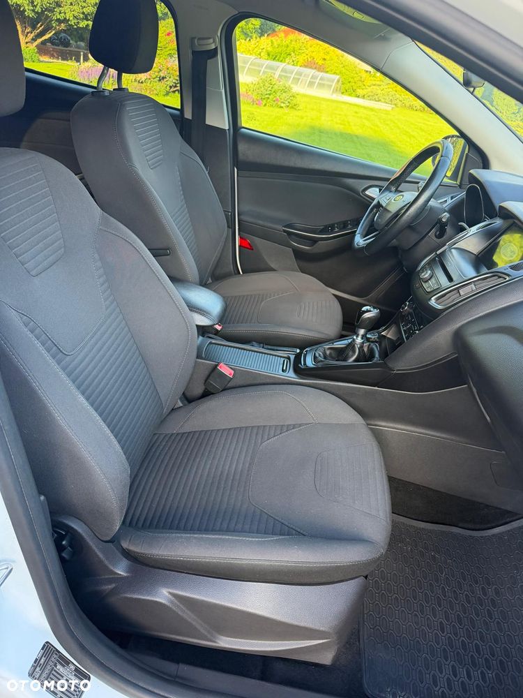 Ford Focus 1.5 TDCi DPF Start-Stopp-System Trend - 10
