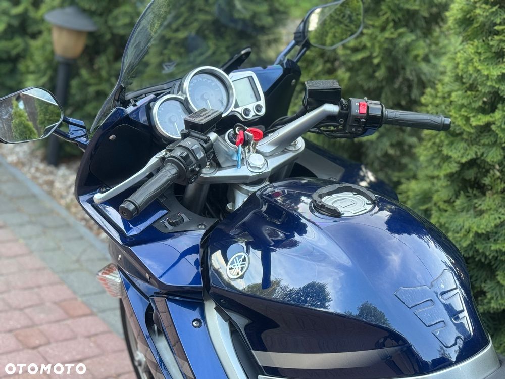 Yamaha FJR - 15