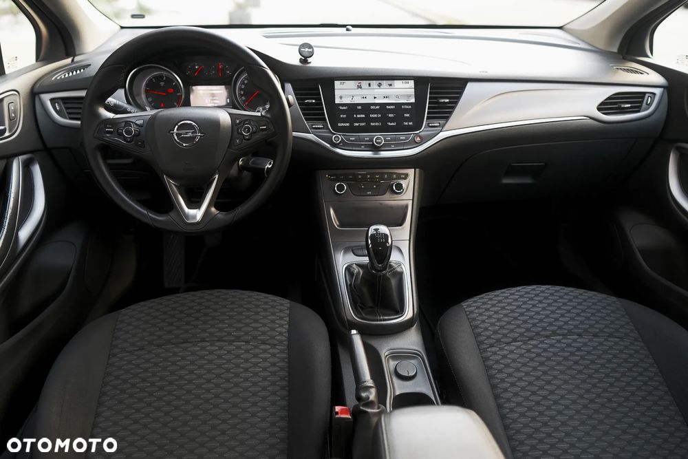 Opel Astra 1.6 CDTI Sport - 27