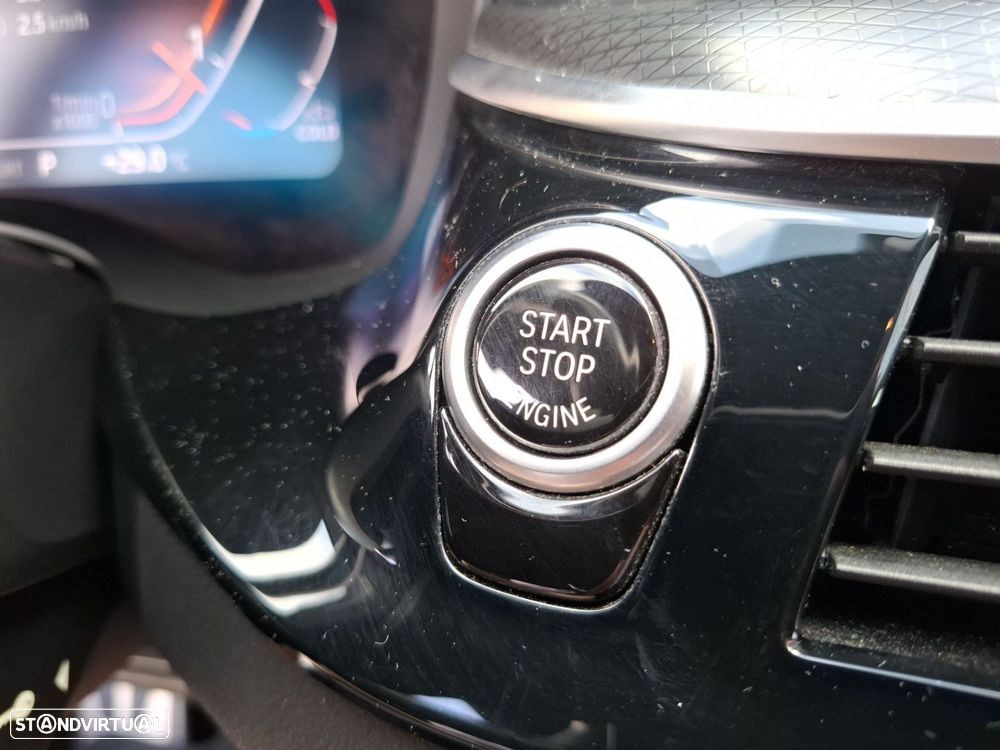 BMW 520 d Pack Desportivo M Auto - 18