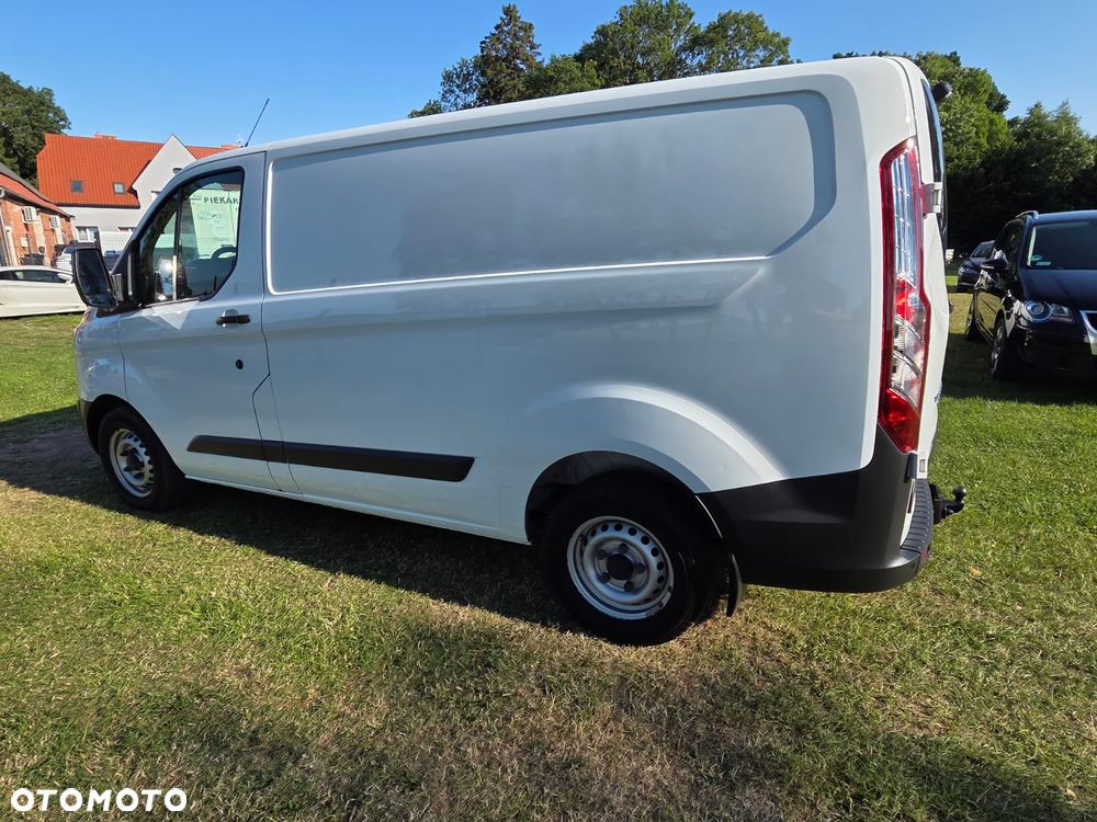 Ford TRANSIT CUSTOM - 5