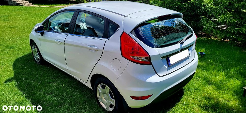 Ford Fiesta 1.25 Titanium EU5 - 24