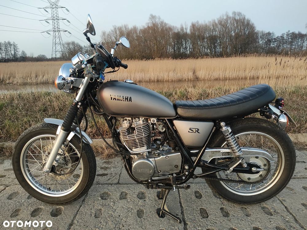 Yamaha SR - 6