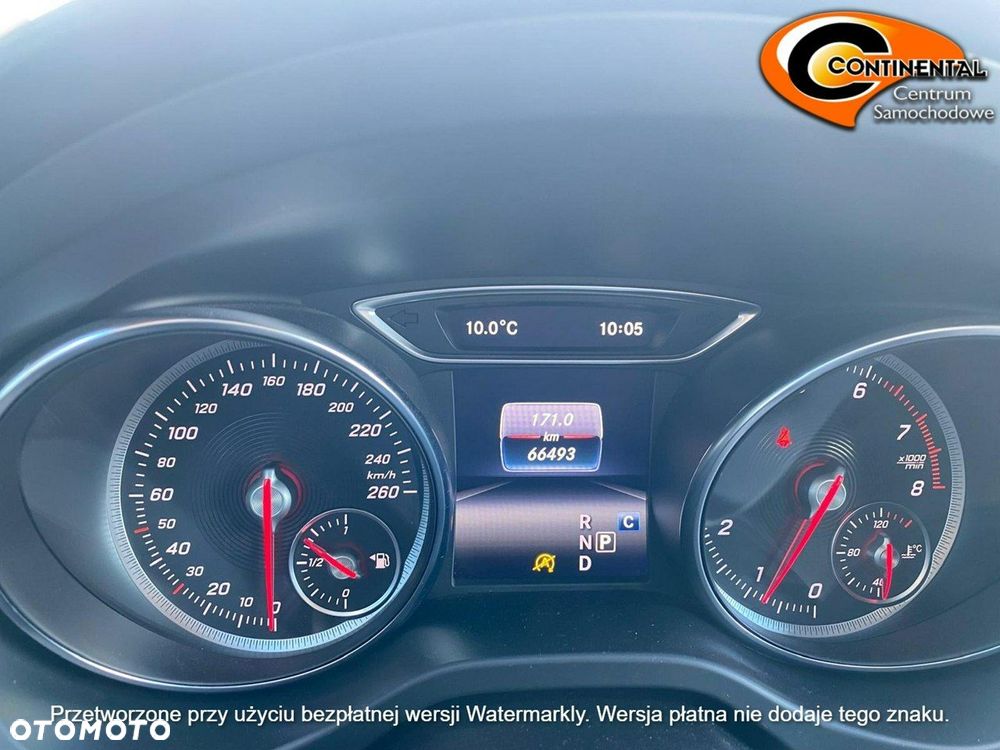 Mercedes-Benz CLA - 12