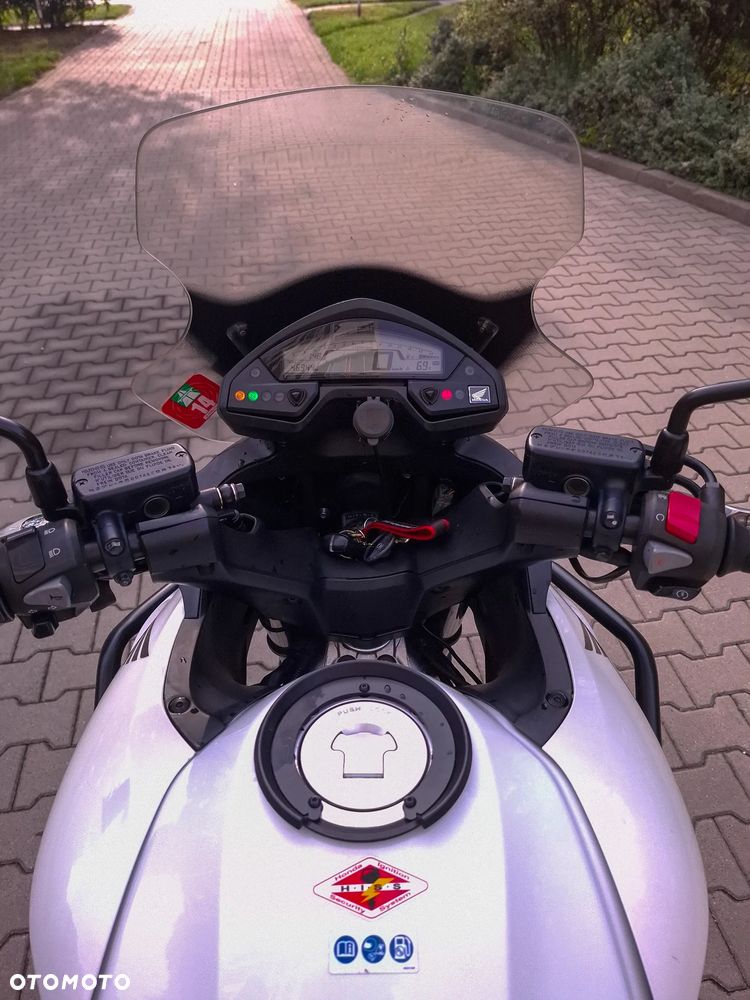 Honda VFR - 4