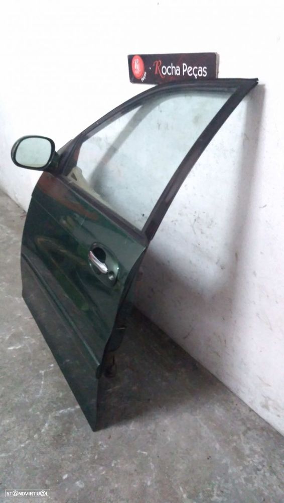 Porta Frente Esq Kia Carnival I (Up) - 3