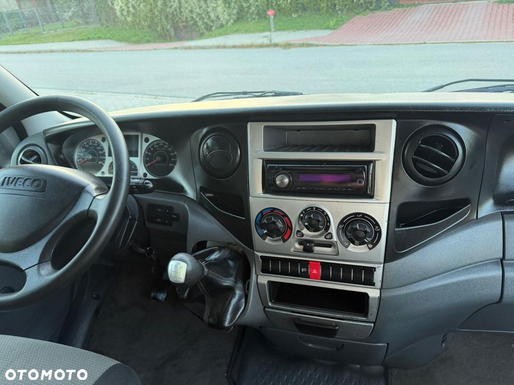 Iveco DAILY Wywrotka Kiper Doka Tempomat 3 os. Hak Serwis - 7