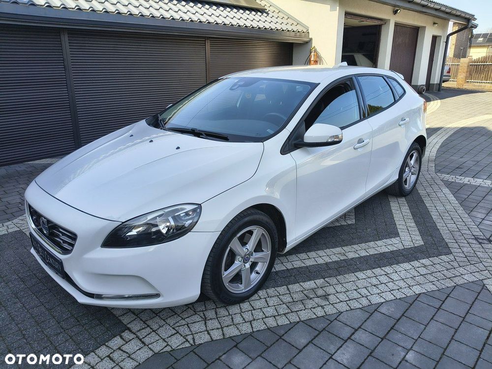 Volvo V40 D2 Drive-E Kinetic - 2