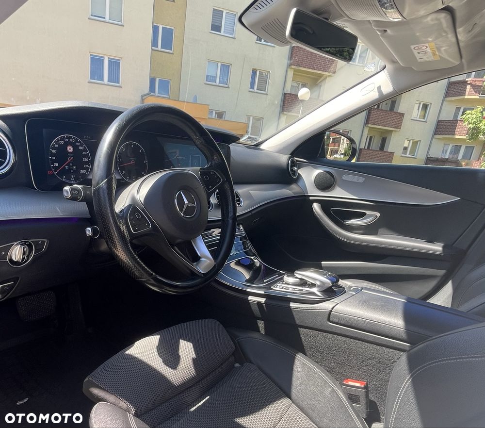 Mercedes-Benz Klasa E - 7