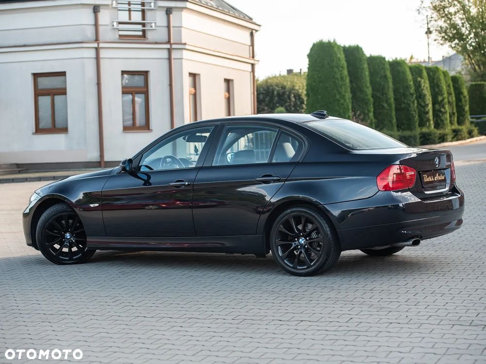 BMW Seria 3 320i Edition Exclusive - 10
