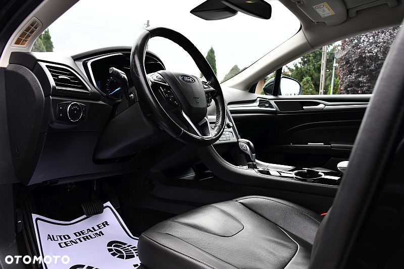 Ford Mondeo 2.0 Hybrid Titanium - 9