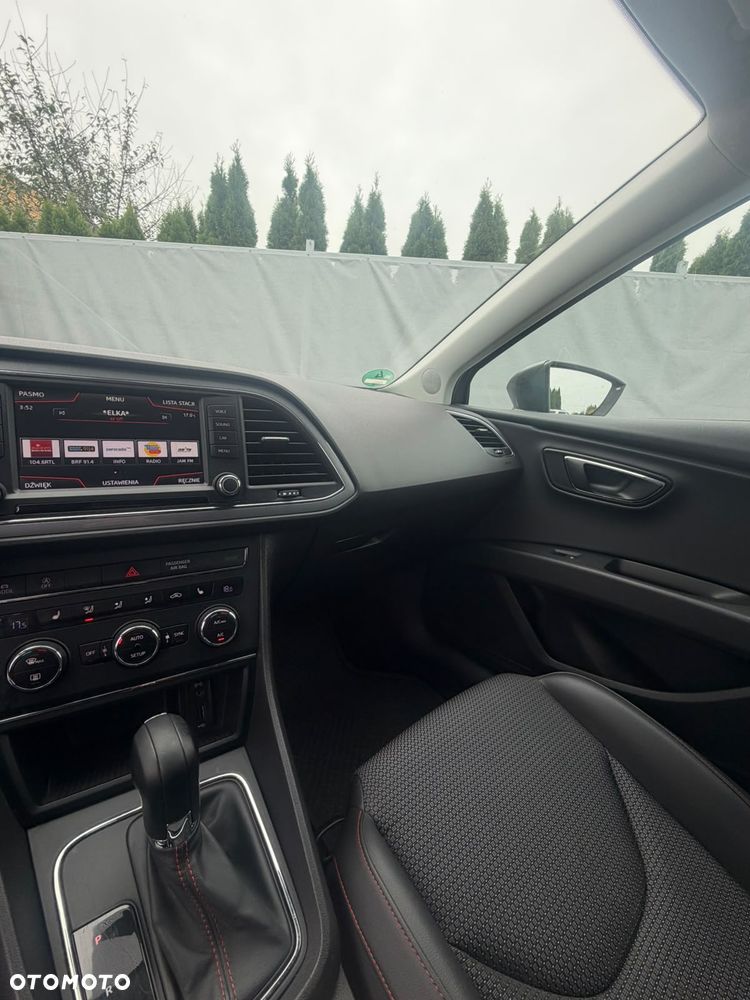Seat Leon 2.0 TDI FR S&S DSG - 24