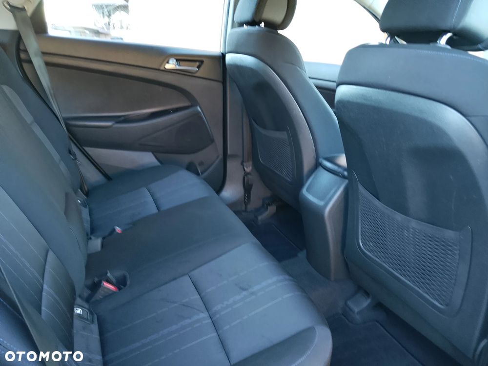 Hyundai Tucson blue 1.6 GDi 2WD Classic - 16