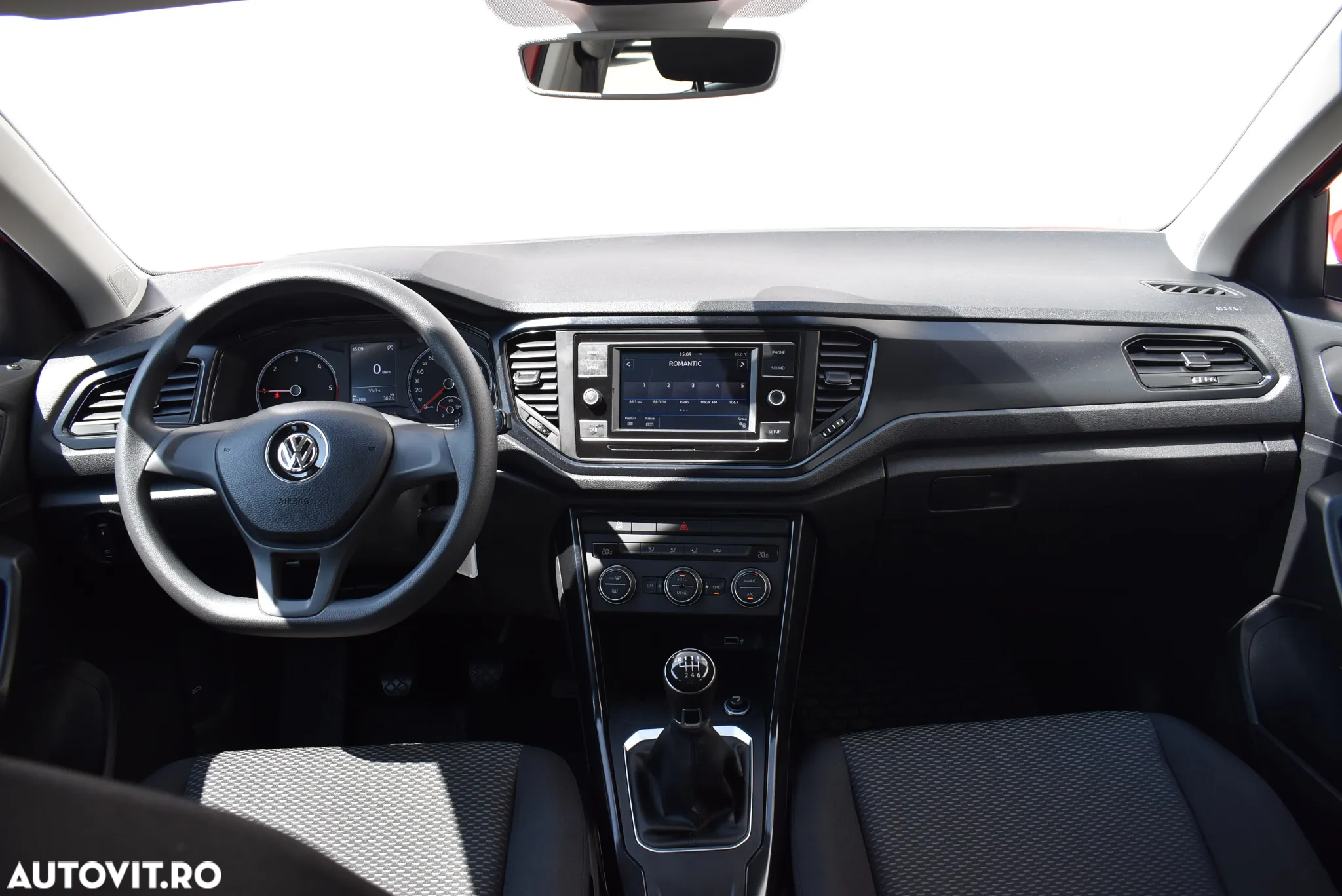Volkswagen T-ROC 1.6 TDI Base - 22