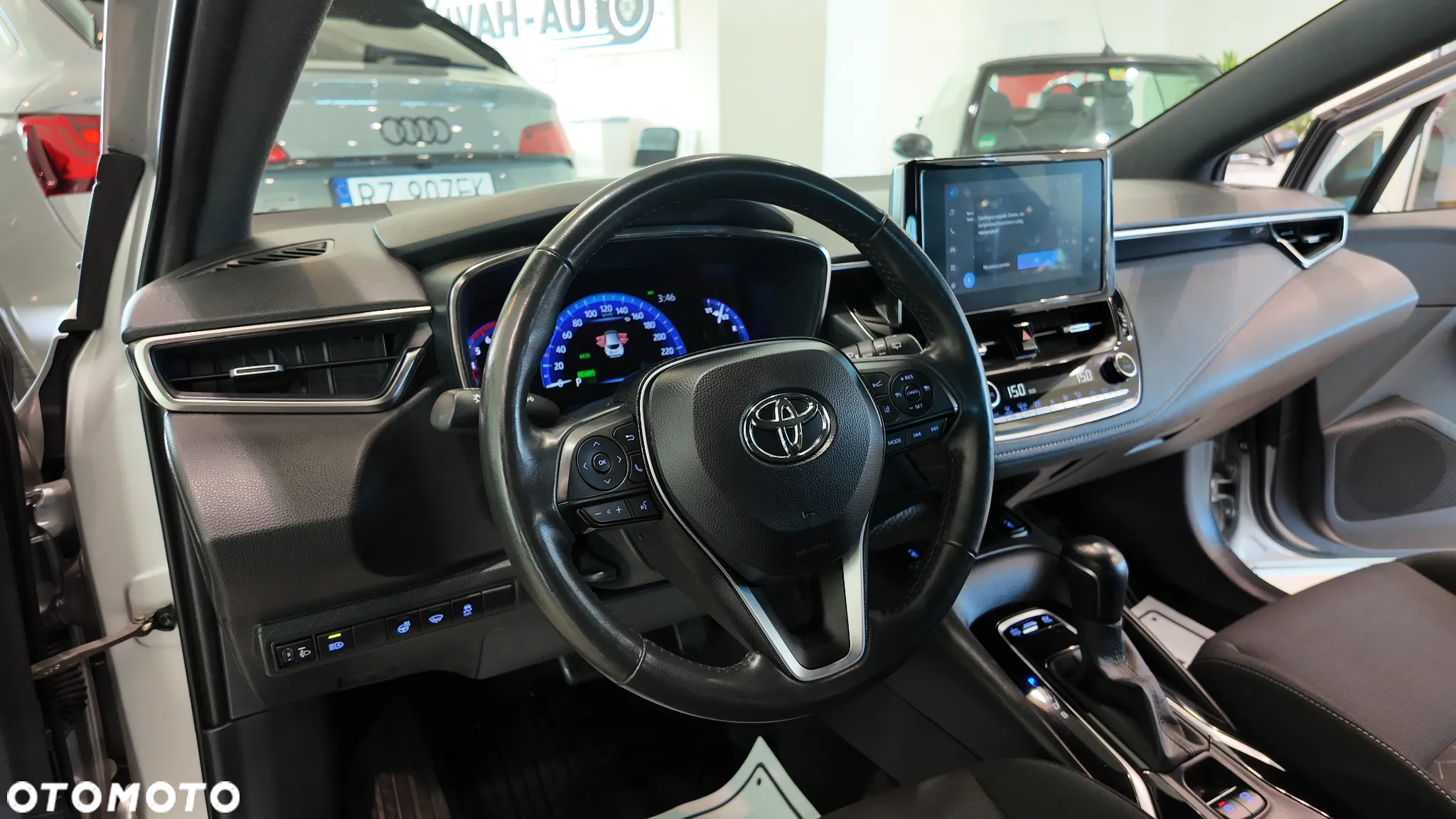 Toyota Corolla 1.8 Hybrid Active - 24