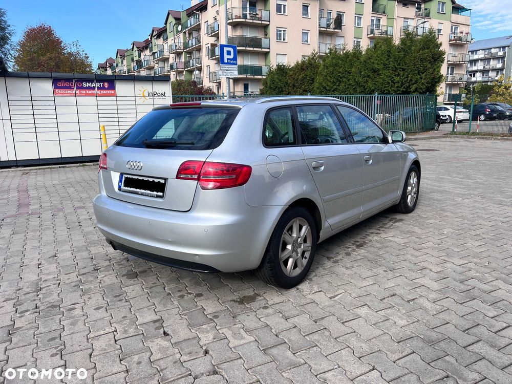 Audi A3 Sportback 2011 photo 4