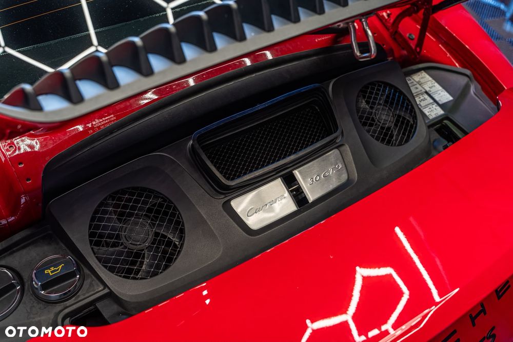 Porsche 911 Carrera GTS PDK - 7