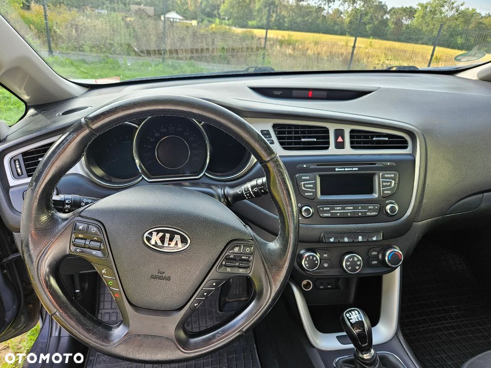 Kia Ceed 1.6 CRDi Business Line - 12