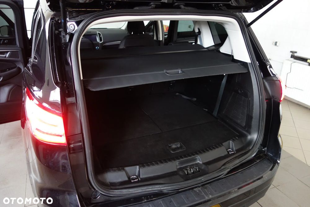 Ford S-Max 2.0 EcoBlue Titanium - 16