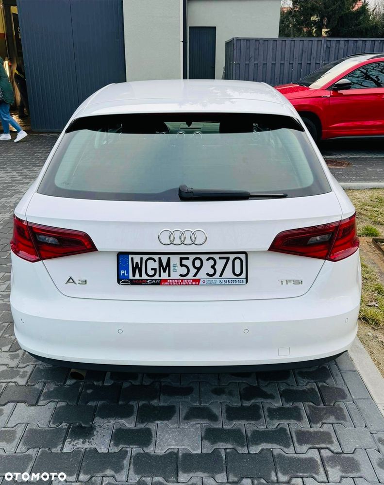 Audi A3 Sportback - 6