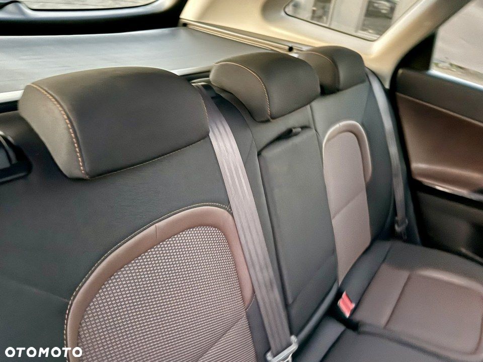 Kia Ceed 1.6 GDI XL DCT - 35