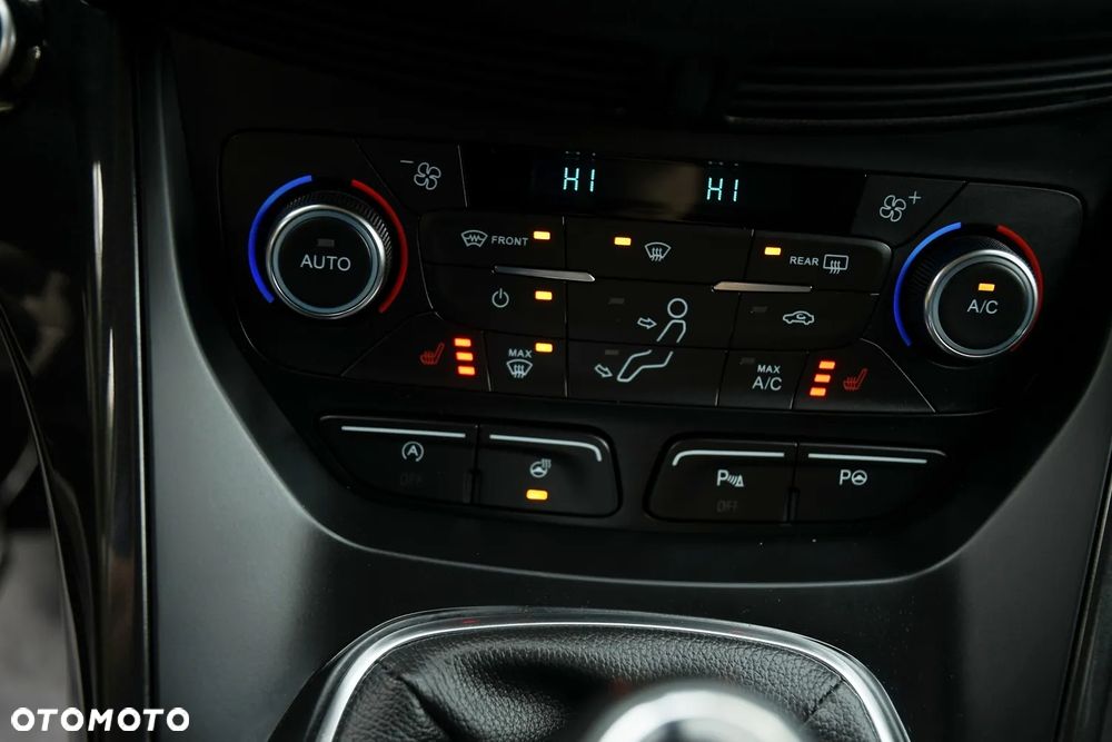 Ford Kuga 2.0 TDCi 4x4 Titanium - 30