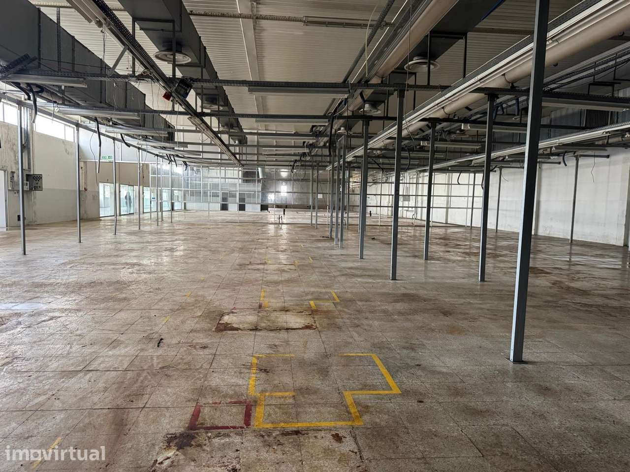 Armazém  Venda em Mogege,Vila Nova de Famalicão - Grande imagem: 3/16