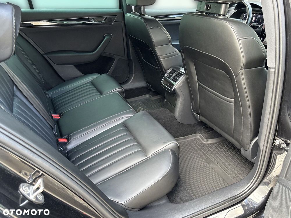 Skoda Superb 2.0 TDI SCR L&K DSG - 10