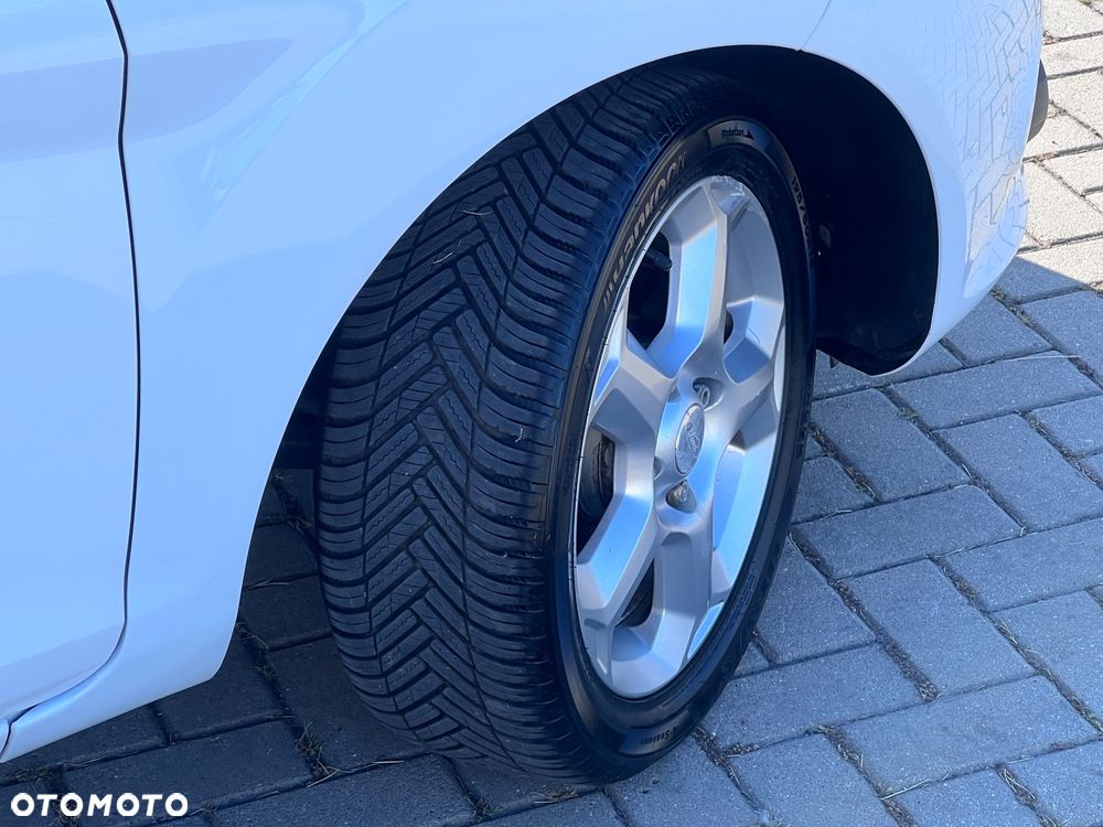 Ford Fiesta 1.4 Champions Edition - 29