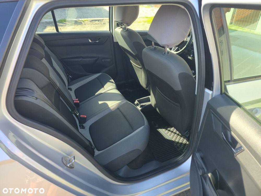 Skoda Fabia - 6